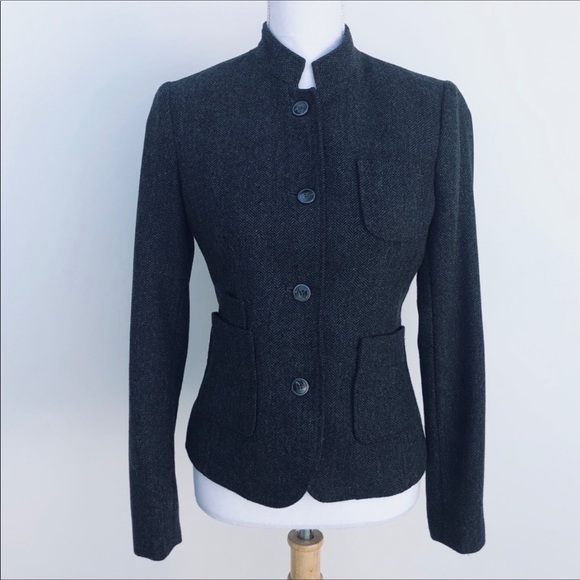 Banana Republic Jackets & Blazers - Banana Republic Wool Blazer - sz 4